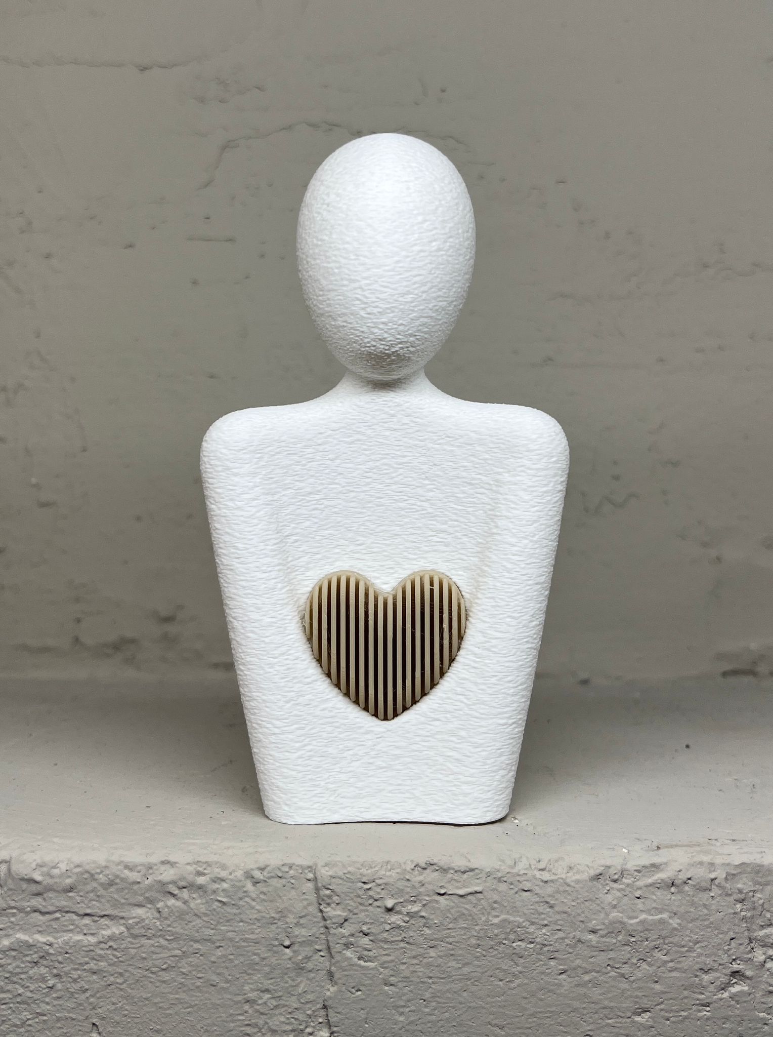 Mama beeldje met hart